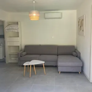 Privée Avec Piscine Appartement