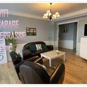 Spacieux En Centre Ville, 2 Chb, Terrasse Et Garage Appartement